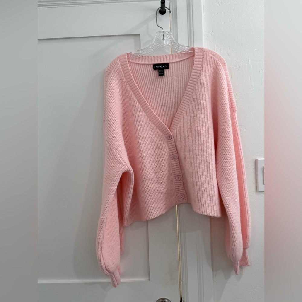 Arden B bright light pink knit acrylic puff sleeve cardigan